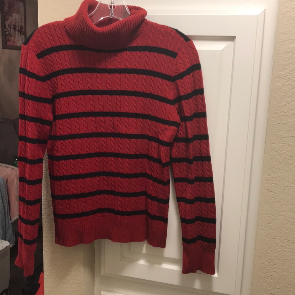 3 for $15 🦋🦋 American Living 100% cotton red and black stripe turtleneck sweater